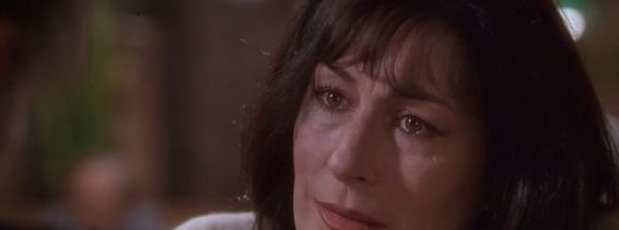 Anjelica Huston