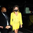 Penelope Cruz, spectaculoasă într-o fustă scurtă