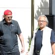 Matthew Perry și asistentul său, Kenny Iwamasa/ Profimedia