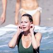 Melanie Griffith în costum de baie