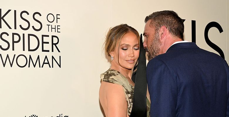 "Kiss Of The Spider Woman", Jennifer Lopez și ben affleck