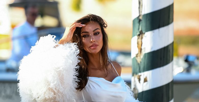 Mădălina Ghenea, fabuloasă la Festivalul de Film de la Cannes