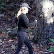 *EXCLUSIVE* Reese Witherspoon takes morning jog