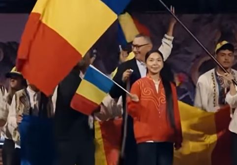 Cum a ajuns Victor Ponta cu drapelul în fața lui Putin, Erdogan și Xi Jinping: ”Nu ne-a anunțat. A stat cu VIP-urile”