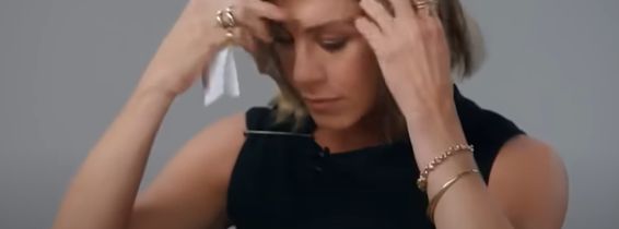 Jennifer Aniston, în lacrimi