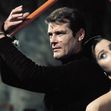 1973 - Live And Let Die, Roger Moore și Jane Seymour