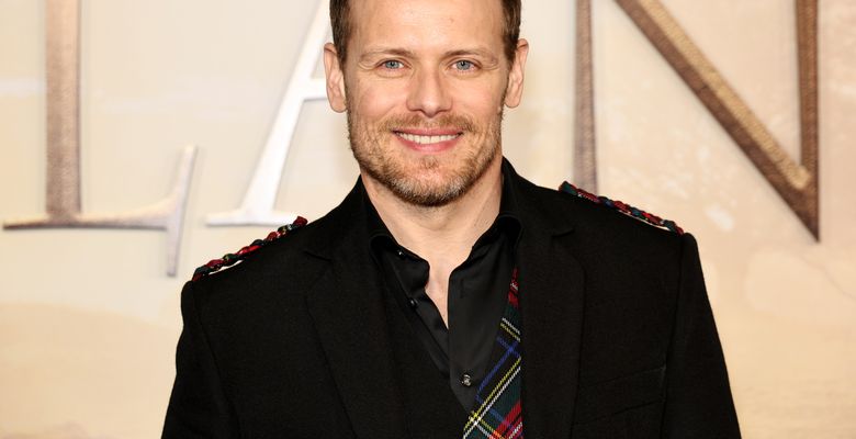 Sam Heughan va juca alături de Viola Davis în serialul „Ascent”, creat de unul dintre scenariștii filmului „Gladiatorul”
