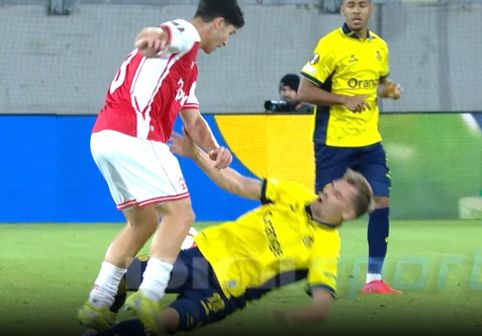 "Imagini groaznice": Darius Olaru, făcut knockout în UEFA Europa League! OUT în minutul 30