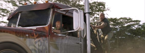 Fast &amp; Furious Presents: Hobbs &amp; Shaw (2019) - filmstill