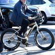 EXCLUSIVE: Arnold Schwarzenegger Shows Off His White Christmas Beard As He Chats With Fans And Takes Selfies During Morning Workout At Gold?s Gym In Venice, California - 21 Nov 2024