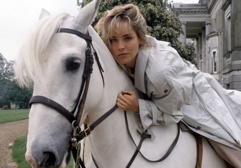 Cum arăta Sharon Stone acum 50 de ani. Actrița participa la concursuri de frumusețe înainte de succesul de la Hollywood