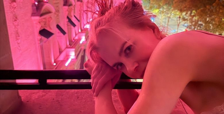 Nicole Kidman, abdomen de "fier", cu pătrățele, la 59 de ani. A pozat într-un top minuscul și a dezvăluit ce complex avea în tinerețe