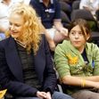 Nicole Kidman, Connor  și Isabella, la Staples Center, în decembrie 2004 , în Los Angeles, California. Foto: Getty Images