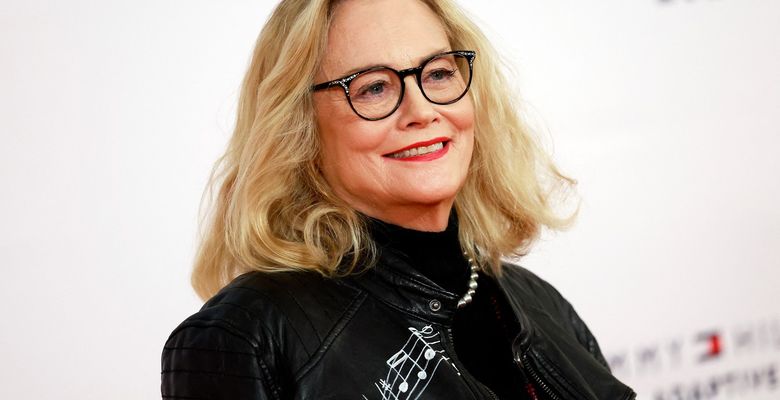 Cybill Shepherd