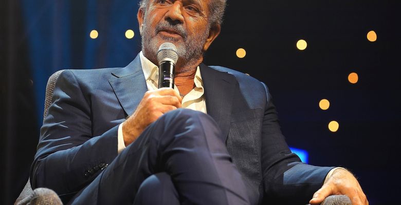 *EXCLUSIVE* *STRICTLY NOT AVAILABLE FOR DAILY MAIL ONLINE USAGE* Mel Gibson breaks Exclusive Filming News at London Event