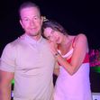 Mark Wahlberg si sotia lui