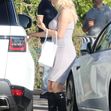 Pamela Anderson, surprinsă în Malibu