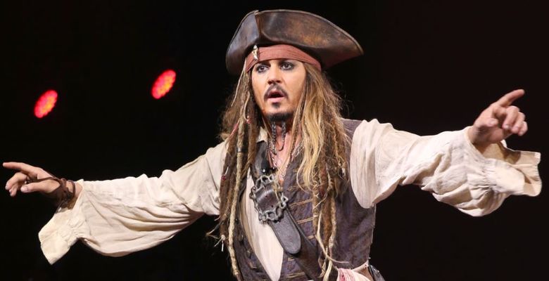 disney castiga concediere johnny depp