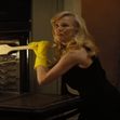 pamela anderson in the naked gun (2)