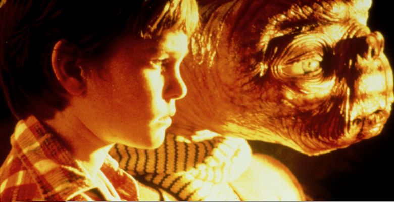 E.T. the Extra-Terrestrial (1982) - filmstill