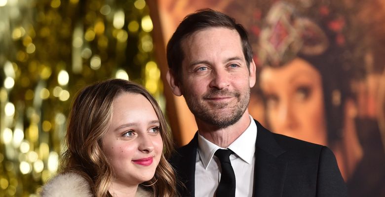 Tobey Maguire și fiica sa Ruby, la premiera filmului Babylon/ Profimedia