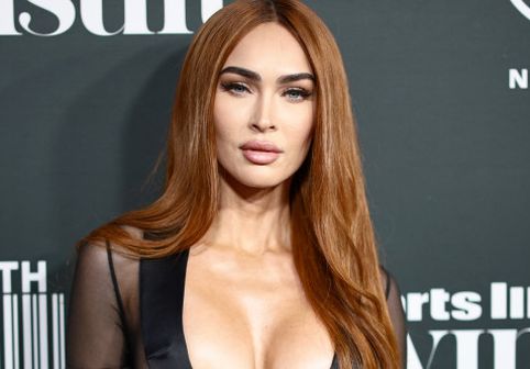 Megan Fox, de nerecunoscut într-un clip devenit viral. Fanii au reacționat imediat: „S-a distrus singură”