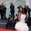 Mădălina Ghenea, fabuloasă la Festivalul de Film de la Cannes