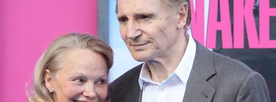 Liam Neeson și Pamela Anderson (5)