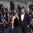 Lady Gaga și Michael Polansky pe covorul roșu la premiera filmului „Joker Folie Ă Deux”/ Profimedia