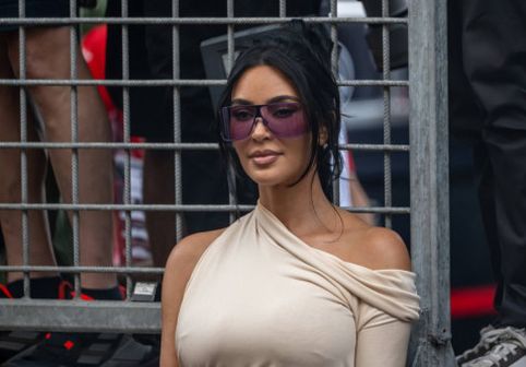 Kim Kardashian speră la "nunta secolului", după doar câteva luni de relație