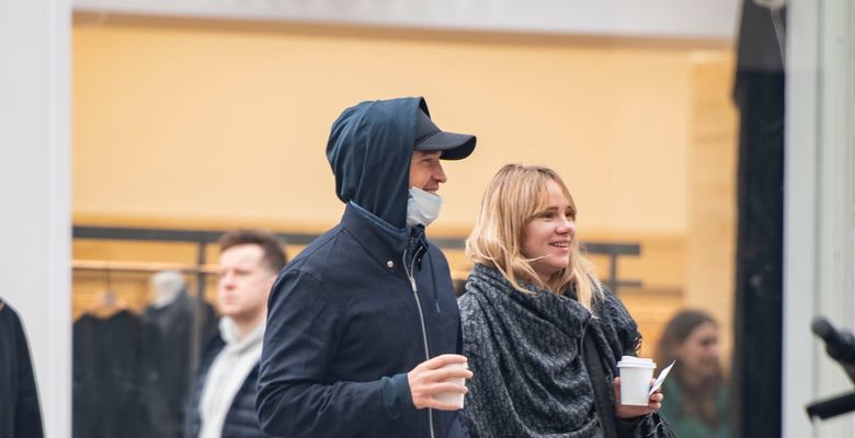 Suki Waterhouse și Robert Pattinson/ Profimedia