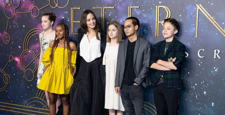Angelina Jolie, alături de copii