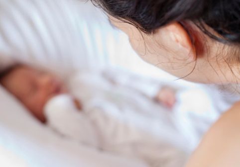 O femeie a născut într-o ambulanță, fără să știe că este însărcinată: „Nu credeam că este posibil, nu aveam burtă”