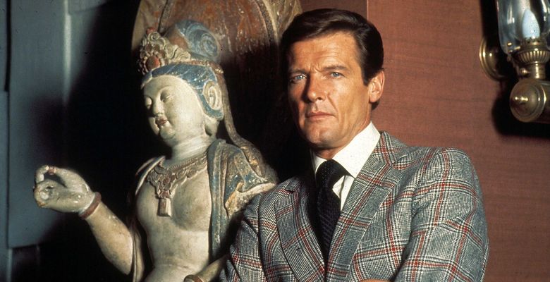 1974 - The Man With The Golden Gun, Roger Moore