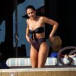 Jessica Alba in costum de baie