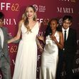 Angelina Jolie, împreună cu fiica sa Zahara și fiii ei Pax și Maddox, la premiera filmului „Maria”/ Profimedia
