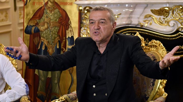 FOTBAL:PREZENTARE BOGDAN ANDONE LA FCSB (5.06.2019)