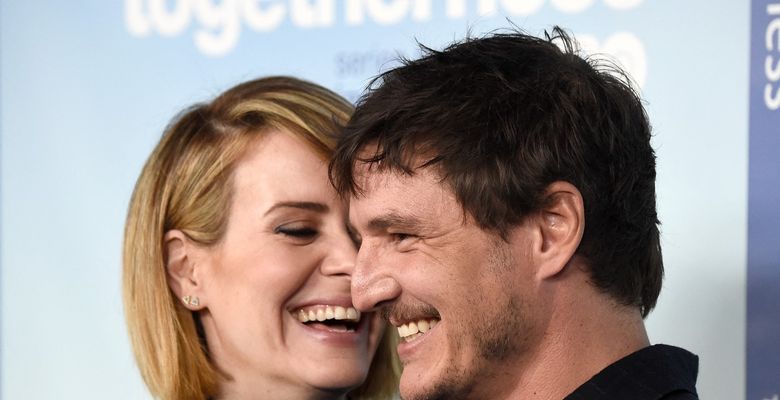 Sarah Paulson, pedro pascal (4)