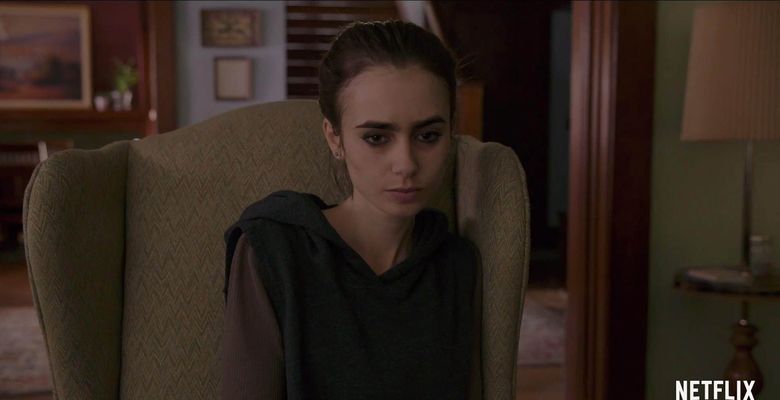 Lily Collins în filmul „To The Bone”/ Profimedia