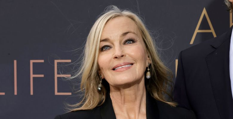 48th Annual AFI Life Achievement Award Honoring Julie Andrews - Red Carpet
