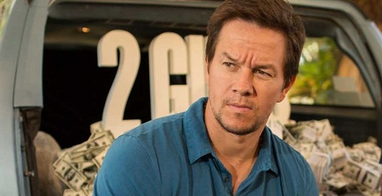 mark-wahlberg-earns-his-high-school-diploma-at-age-42