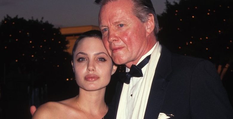 angelina jolie si jon voight