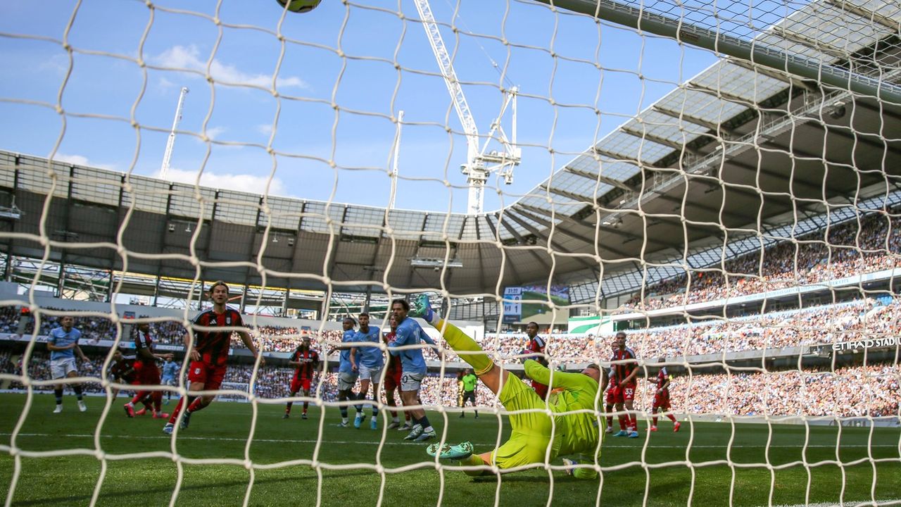 Manchester City FC v Fulham FC Manchester City midfielder Mateo Kovacic (8) shoots at goal and scores the equaliser 1-1