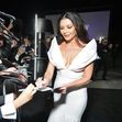Catherine Zeta-Jones, răvășitoare la lansarea ”Wednesday”, noua serie despre familia Addams