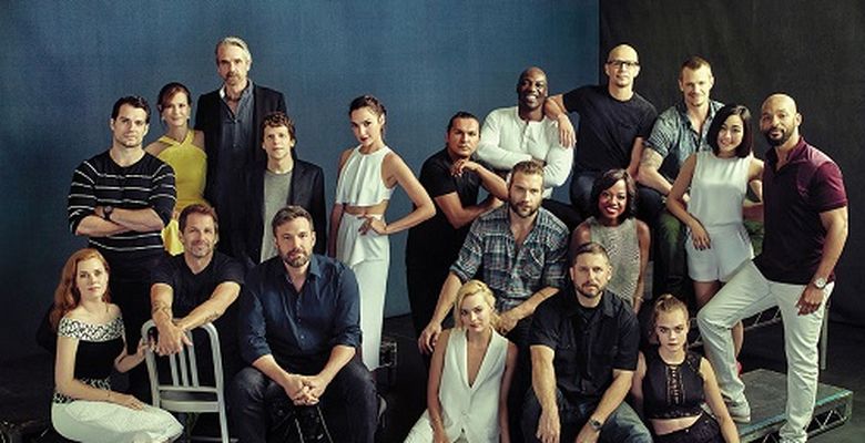 DC cast embed LARGE