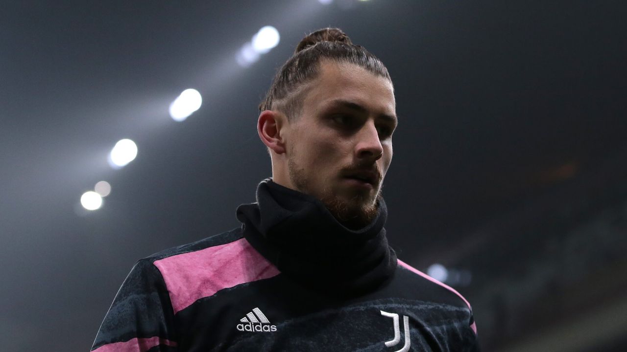 Internazionale v Juventus - Coppa Italia - Semi Final - 1st Leg - Giuseppe Meazza