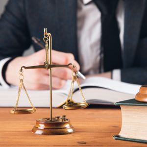 CEDO: Suma datorată de stat magistraților ca restanțe salariale - 1.850.000.000€. Cât construcția a 4 spitale