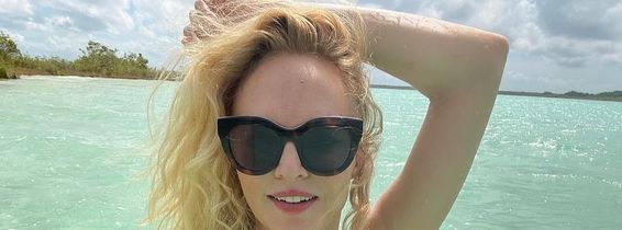 Celebrity Selfies