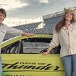Anne Hathaway și tom Cruise în „Days of Thunder 2”/ Foto: Instagram