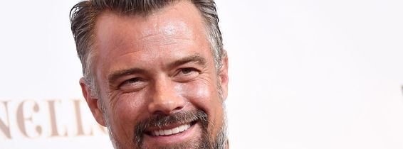 Josh Duhamel se căsătorește din nou, la aproape trei ani de la divorțul de Fergie. Actorul s-a logodit cu o femeie mai tânără decât el cu 21 de ani